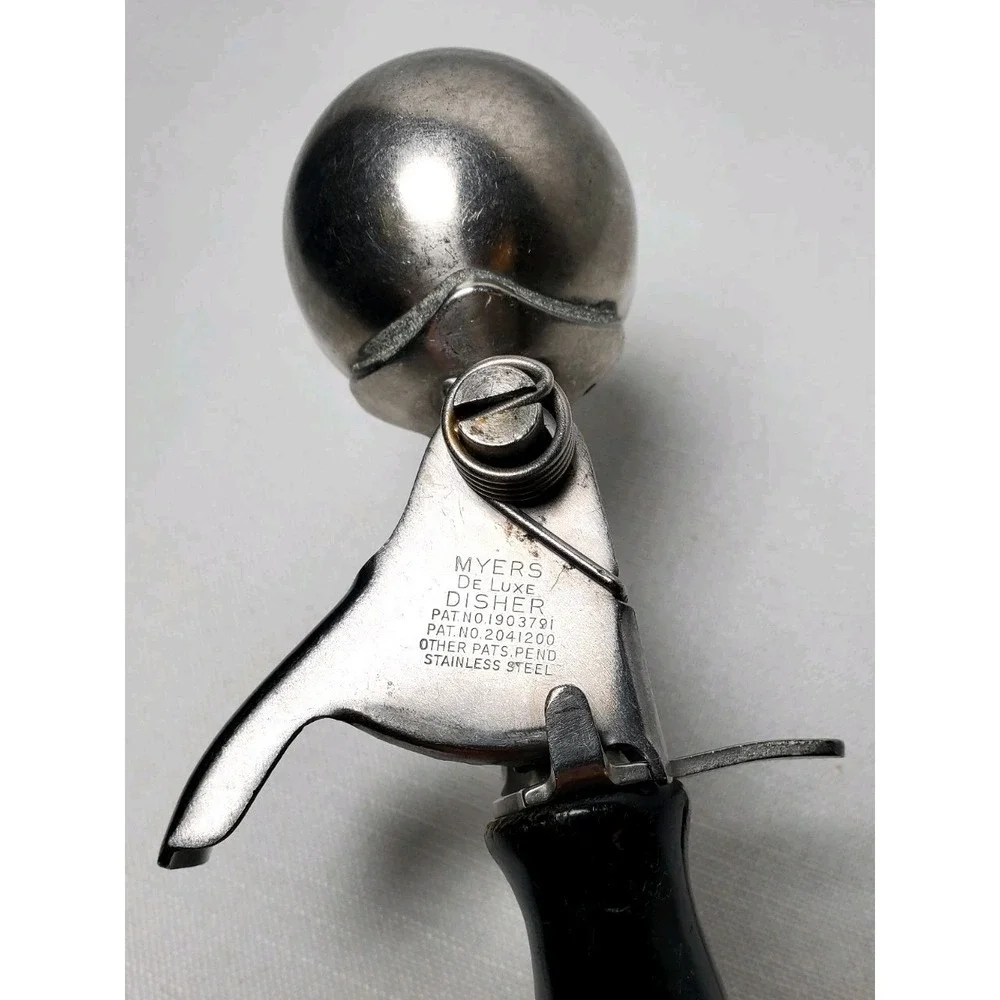 Vintage Myers Deluxe Disher Ice Cream‎ Scoop Stainless Steel w/Bakelite Handle